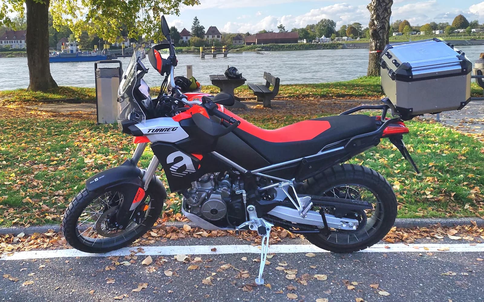 Aprilia Tuareg 660