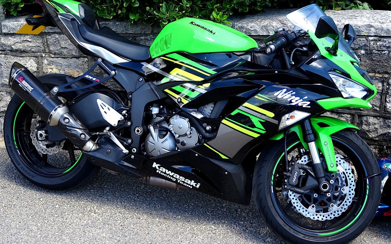 Kawasaki Ninja ZX-6R Review: The Supersport Survivor Still Thrills