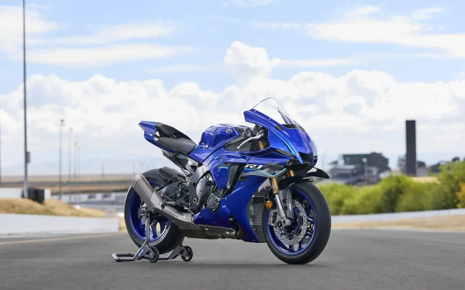 Yamaha YZF-R1