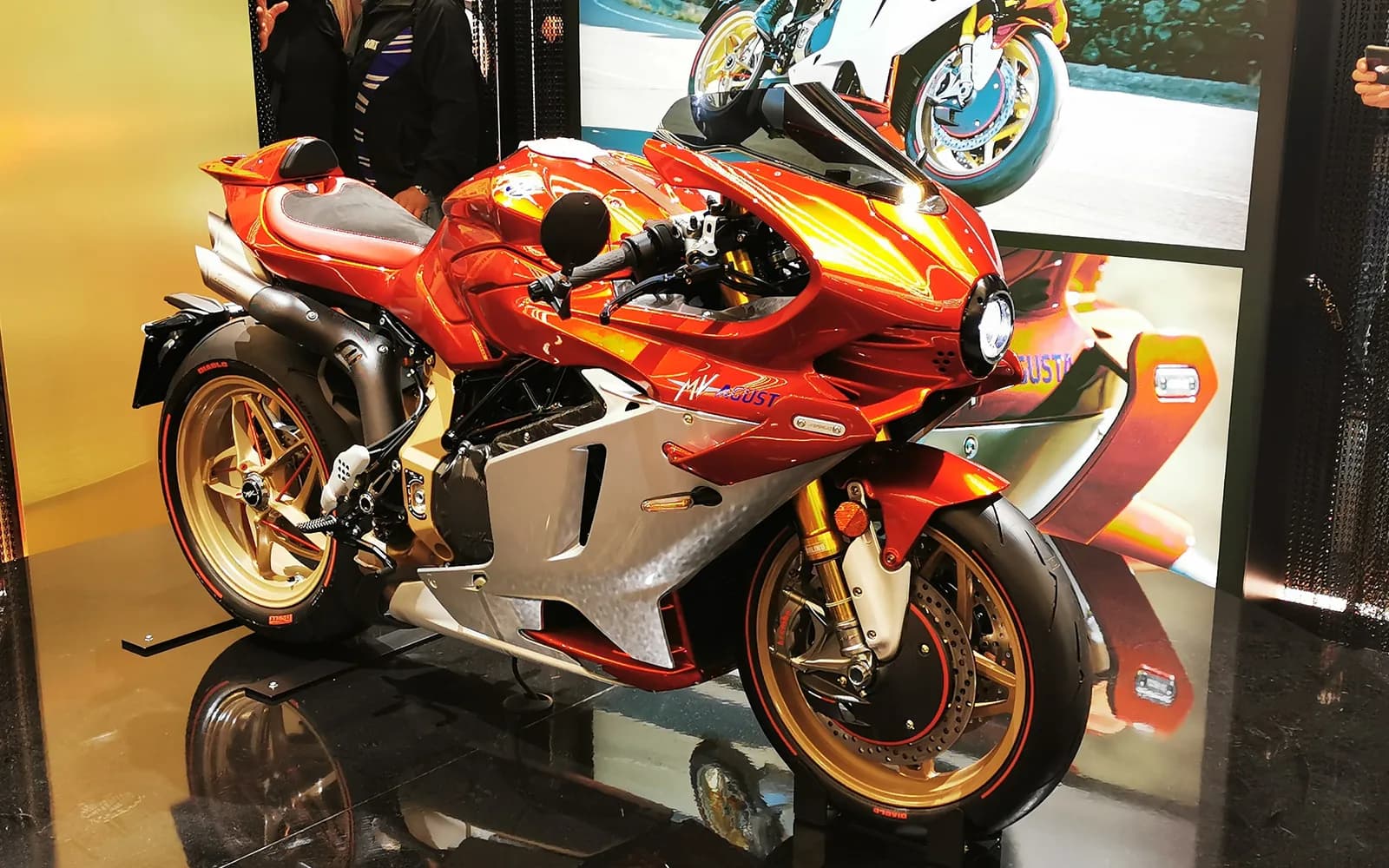 MV Agusta Brutale 950 Serie Oro: A New Triple Opens a New Chapter