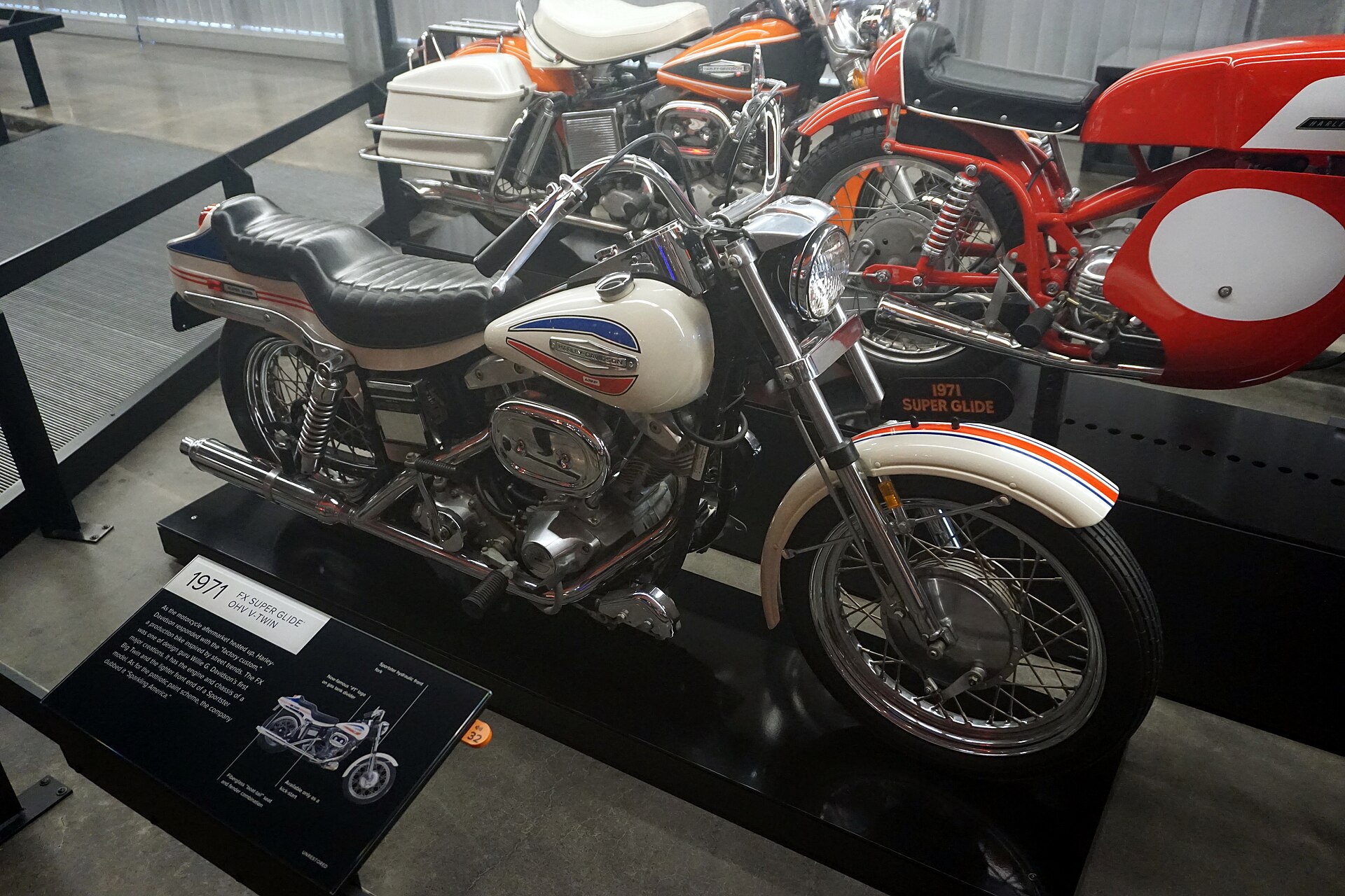Harley-Davidson Brings Back the Super Glide as a 2,500-Unit Americana Special